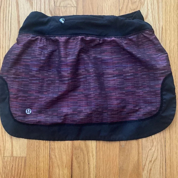 Lululemon Run: For All Skirt sz 4 
Wee Are From Space Black March Multi / Black - Picture 5 of 15